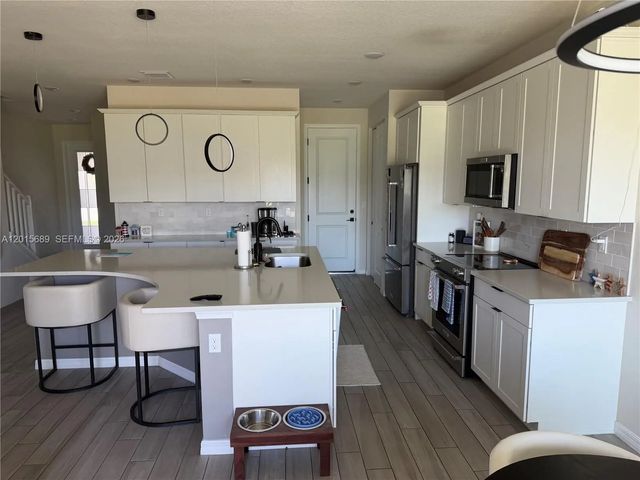 4 of 65 - 2162 Appleton Circle N, Oakland Park, FL