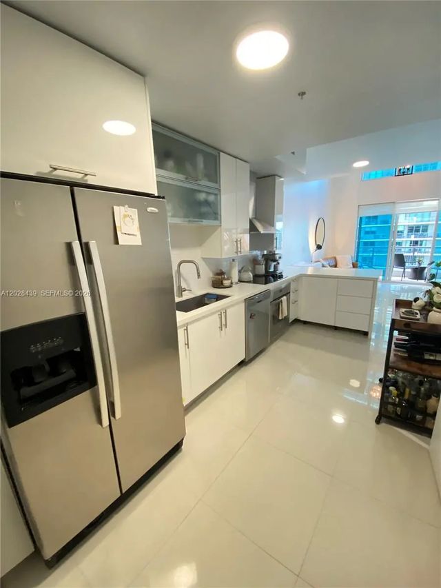 2 of 13 - 60 Sw 13th Street #2212, Miami, FL