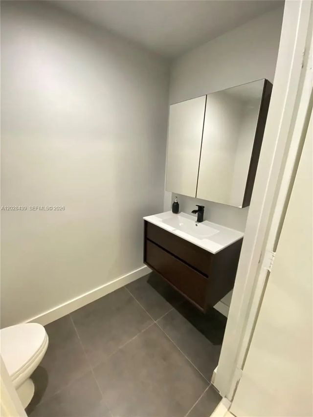 4 of 13 - 60 Sw 13th Street #2212, Miami, FL