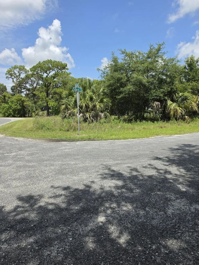 Tbd Ave M, Fort Pierce