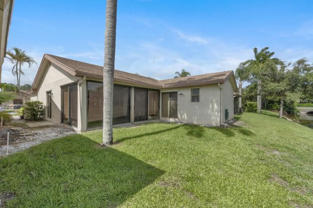 3 of 13 - 4306 Acacia Circle, Coconut Creek, FL