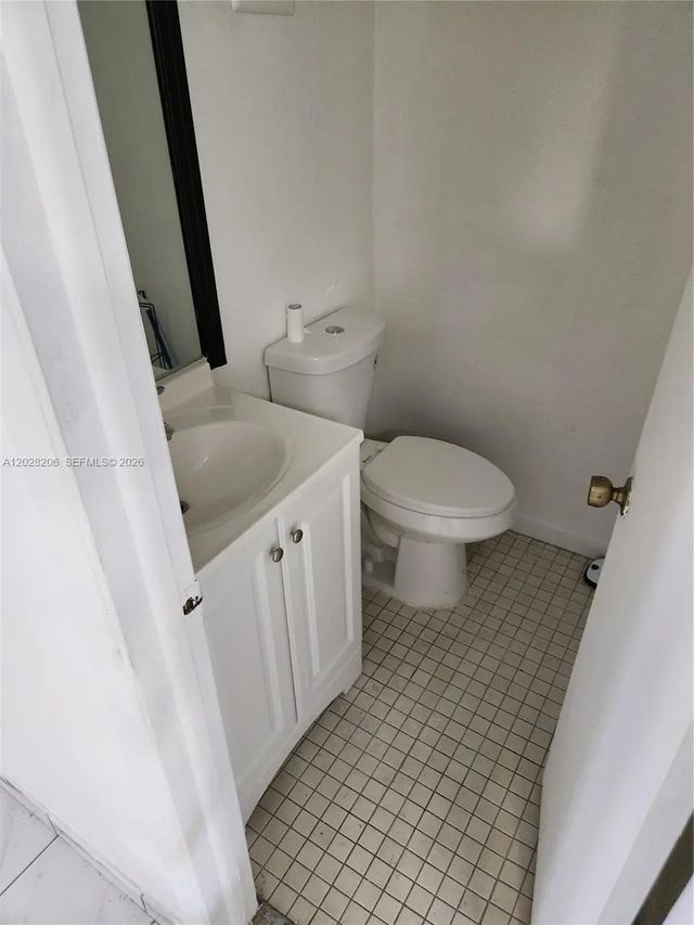 2 of 7 - 9430 Sw 170th Street #302, Palmetto Bay, FL