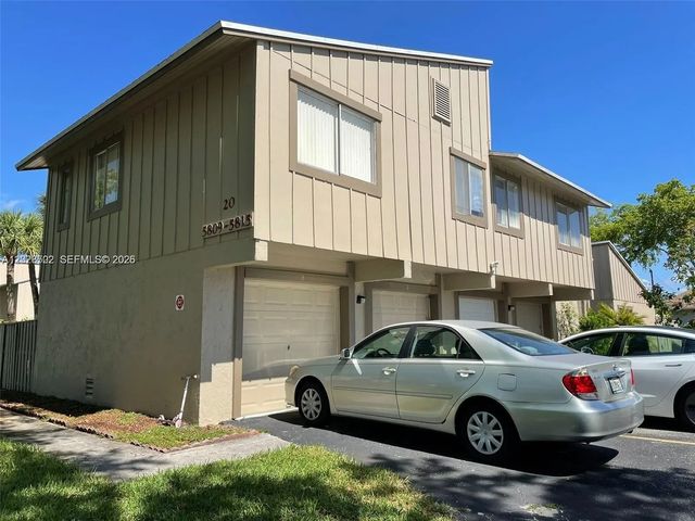 5809 Nw 21st Street #20-a, Lauderhill