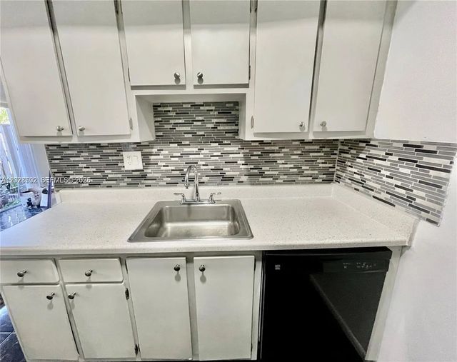 2 of 8 - 5809 Nw 21st Street #20-a, Lauderhill, FL