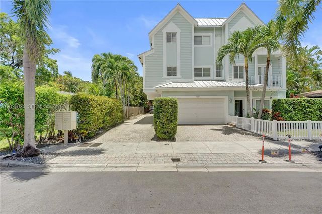 1112 Ne 17th Way, Fort Lauderdale
