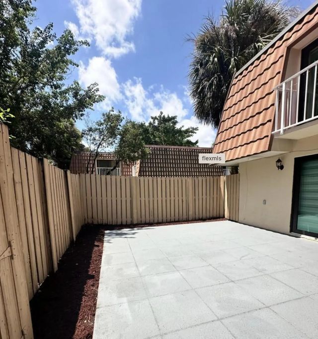 3 of 14 - 507 Green Springs Place, West Palm Beach, FL