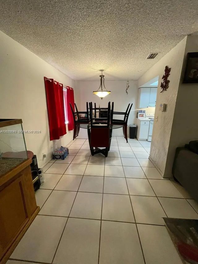 3 of 7 - 5813 Nw 21st Street #20-c, Lauderhill, FL