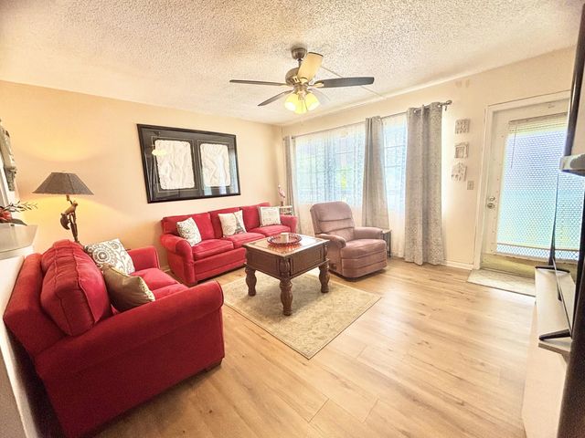 3 of 60 - 4010 Harwood C, Deerfield Beach, FL