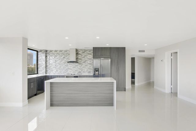 1500 Presidential Way #404, West Palm Beach