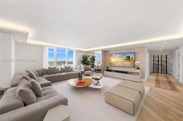 3 of 64 - 2301 Collins Avenue #1432, Miami Beach, FL
