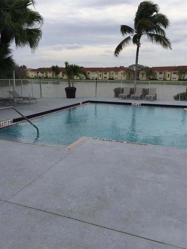 12870 Vista Isles Drive #517, Plantation