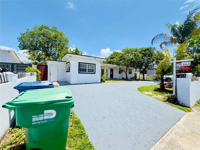 4 of 40 - 4521 Nw 179th Street, Miami Gardens, FL