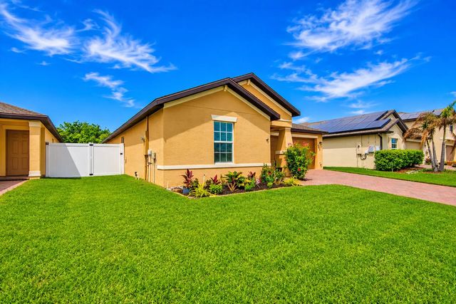 3 of 26 - 4242 Thurso Way, Fort Pierce, FL