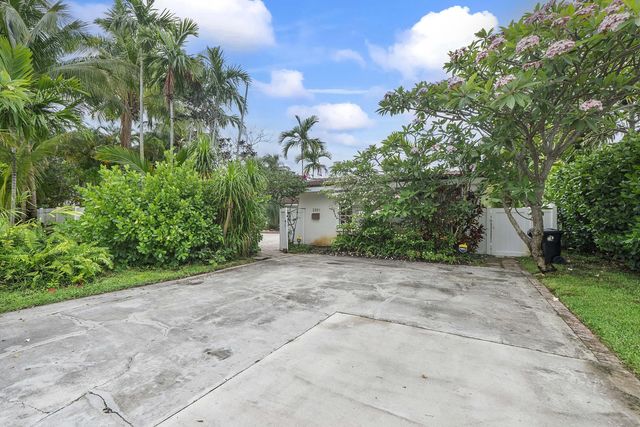 3 of 38 - 2501 Ne 26th Terrace, Fort Lauderdale, FL