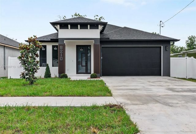 8210 N Elmer Street, Tampa