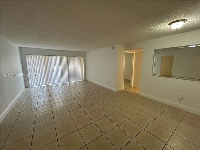 4 of 22 - 4205 N University Drive #112, Sunrise, FL