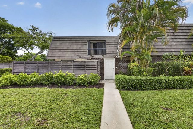 2 of 65 - 121 1st Terrace, Palm Beach Gardens, FL