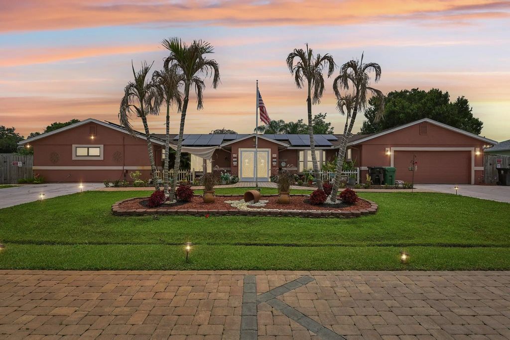 2457 Sw Mercer Street, Port St. Lucie
