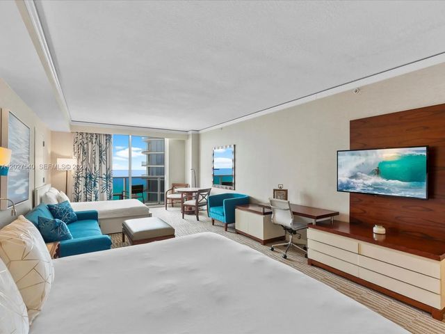 5 of 11 - 18001 Collins Avenue #2511, Sunny Isles Beach, FL