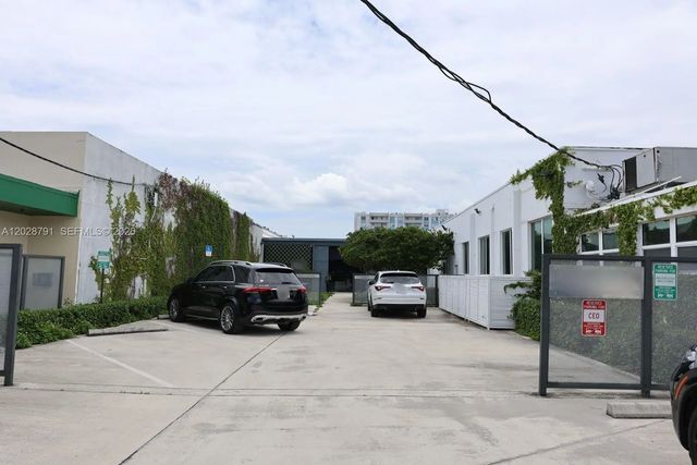 2 of 21 - 1810 Ne 144th Street, North Miami, FL