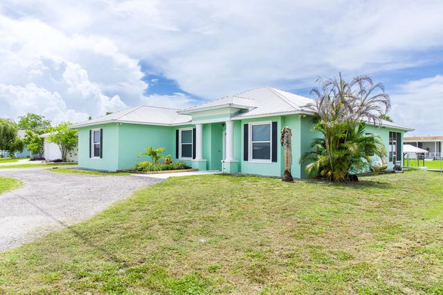 4 of 71 - 2406 Se 31st Street Se, Okeechobee, FL