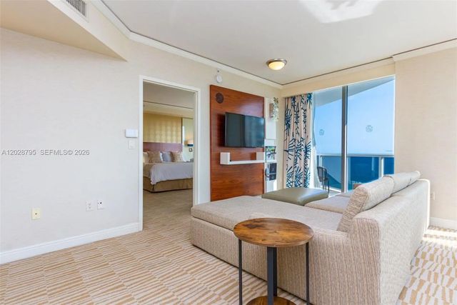 4 of 31 - 18001 Collins Avenue #1414, Sunny Isles Beach, FL