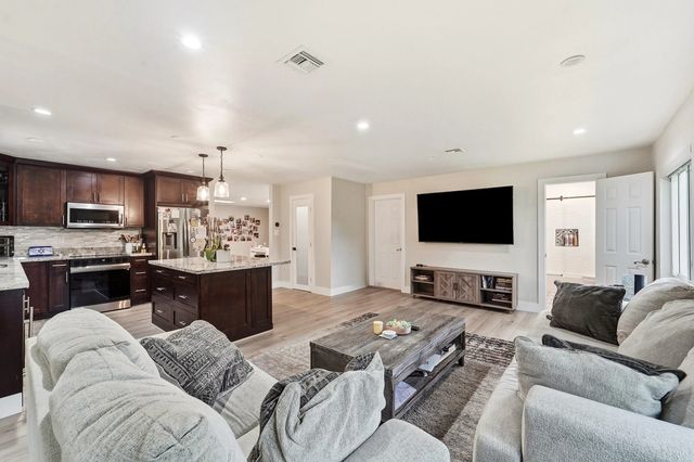 2 of 38 - 11700 Nw 27th Street, Plantation, FL