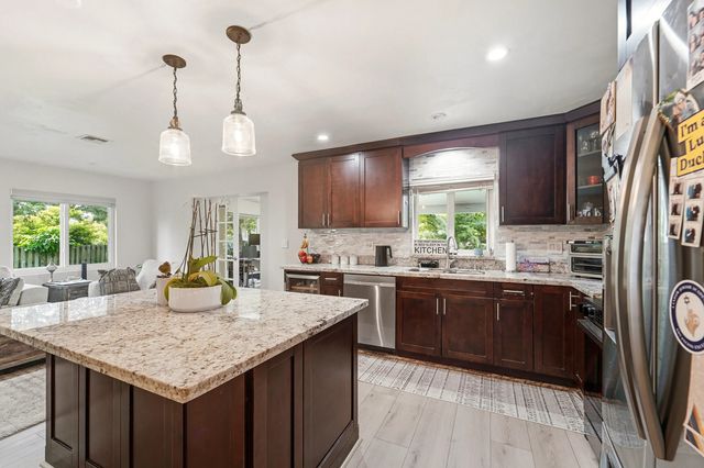3 of 38 - 11700 Nw 27th Street, Plantation, FL