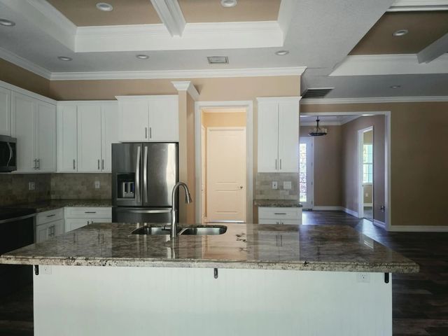 3 of 37 - 757 Sw 36th Terrace, Palm City, FL