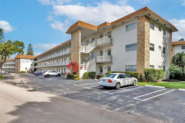 4805 Nw 35th Street #416, Lauderdale Lakes
