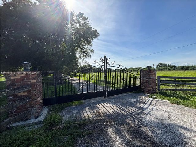 2 of 99 - 375 & 311 County Road 720, Clewiston, FL