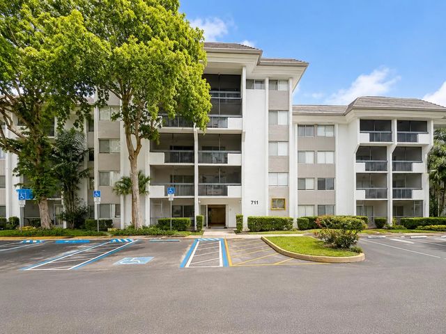 711 N Pine Island Road #204, Plantation