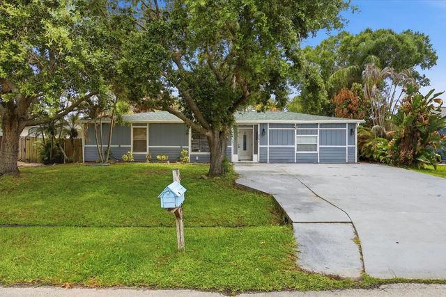 2 of 28 - 325 Nw Dearman Street, Port St. Lucie, FL