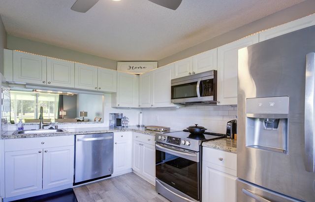 3 of 37 - 6698 10th Avenue N #109, Lake Worth, FL
