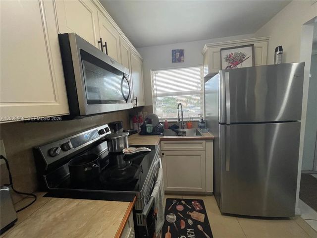 5 of 99 - 9281 Sunrise Lakes Boulevard #209, Sunrise, FL