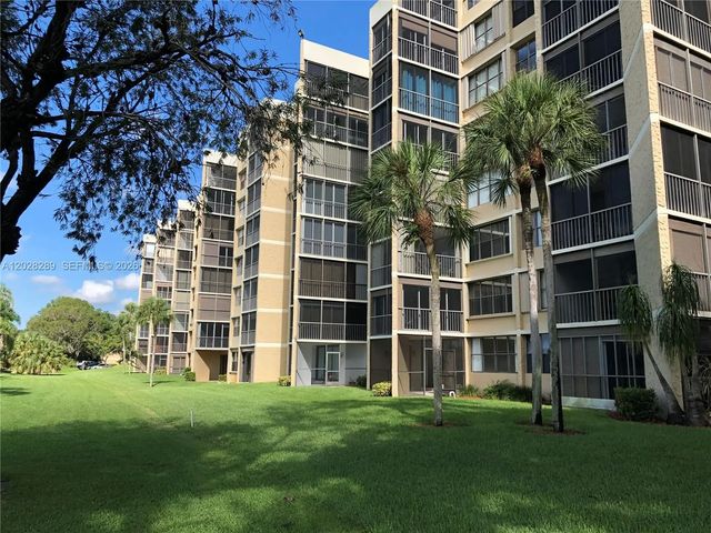 16300 Golf Club Road #105, Weston