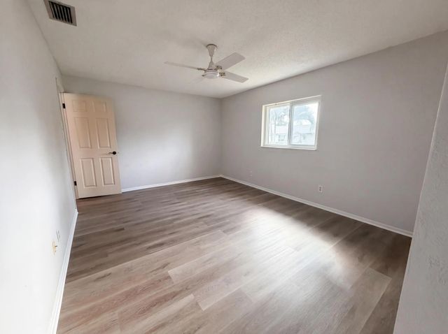 4 of 20 - 9605 Nw 81st, Tamarac, FL