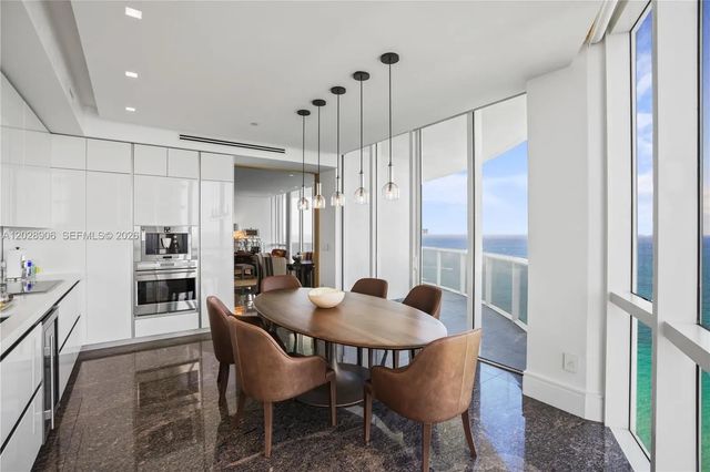 5 of 28 - 15811 Collins Avenue #2601, Sunny Isles Beach, FL