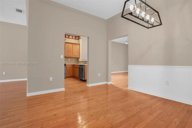5 of 32 - 13964 N Cypress Cove Circle, Davie, FL
