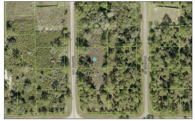 2 of 3 - 1860 Maurice Avenue, Lehigh Acres, FL