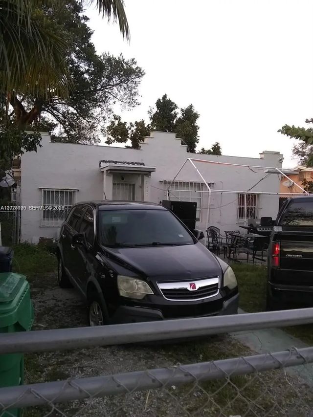 2119 Nw 47th Terrace, Miami