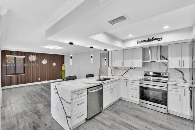 3 of 84 - 17532 Nw 61st Court N, Hialeah, FL
