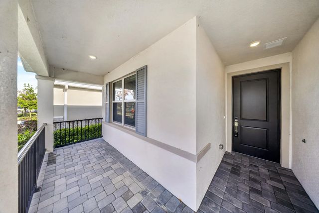 4 of 35 - 6632 Nw Cloverdale Avenue, Port St. Lucie, FL