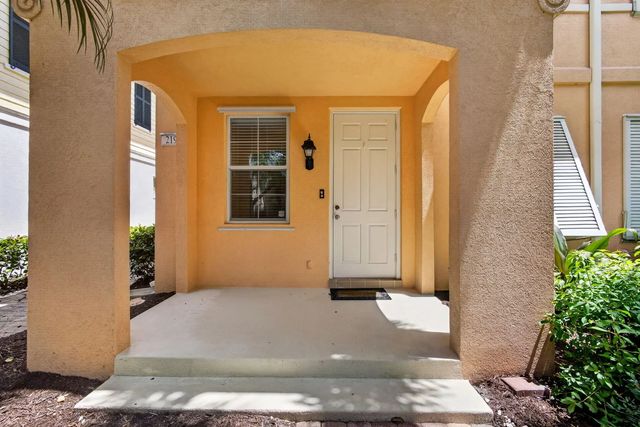 5 of 54 - 219 Soriano Drive, Jupiter, FL