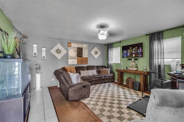 5 of 25 - 650 Nw 3rd Avenue, Deerfield Beach, FL