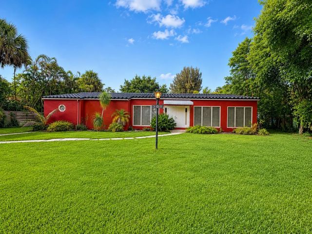 300 Bayberry Drive, Plantation