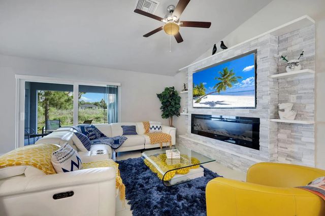 5 of 28 - 3200 W 41st St Street W, Lehigh Acres, FL