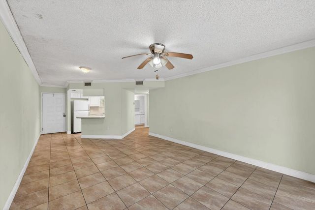 4 of 12 - 8373 Lake Drive #101, Doral, FL