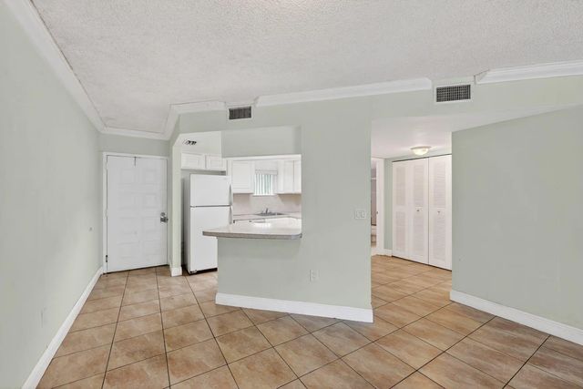5 of 12 - 8373 Lake Drive #101, Doral, FL
