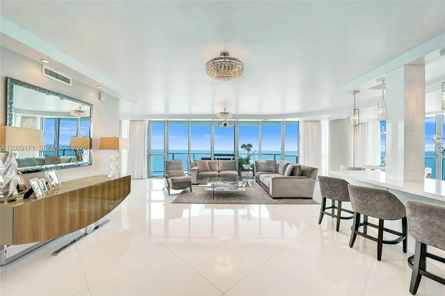3101 S Ocean Drive #2208, Hollywood